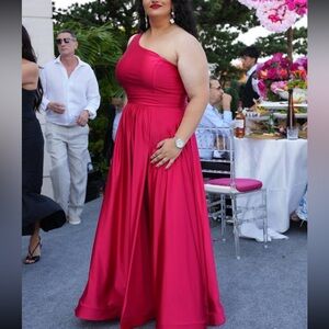 This dress is so sexy for your upcoming event worn once paid $600 with Taylor